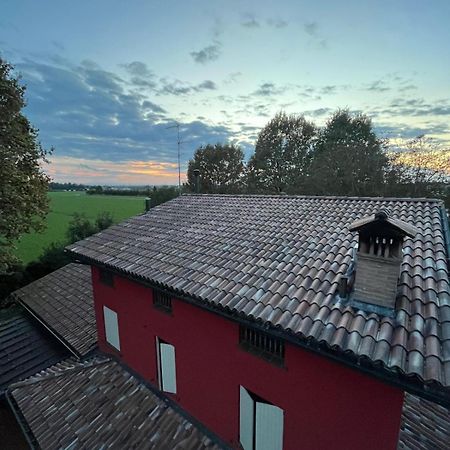 Tenuta Ferrari Cortile Exteriör bild